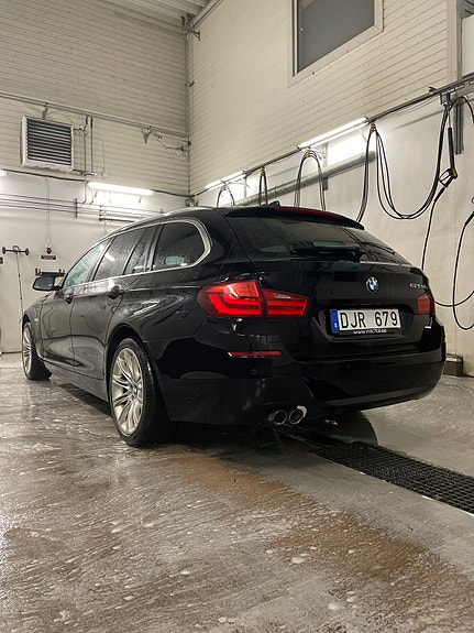 BMW 520d 4 of 4