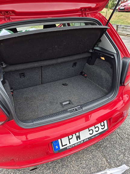 Volkswagen Polo 9 of 18