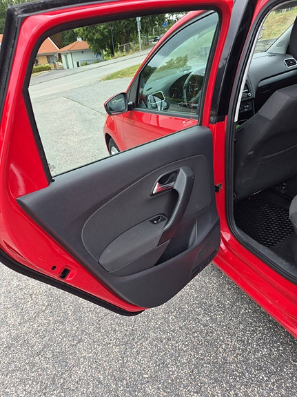 Volkswagen Polo 5 of 18
