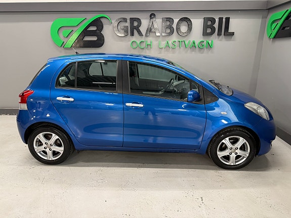 Toyota Yaris 6 of 19