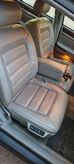 Cadillac Deville 10 of 14