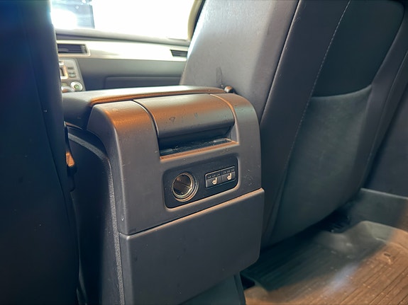 Volvo V70 15 of 27
