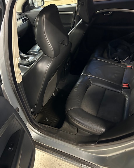 Volvo V70 13 of 14