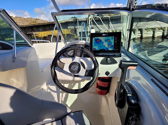 Bella 512 Excel med Mariner/Mercury 60 hk EFI 4-takt 10 of 15