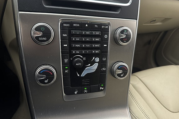 Volvo V60 16 of 22
