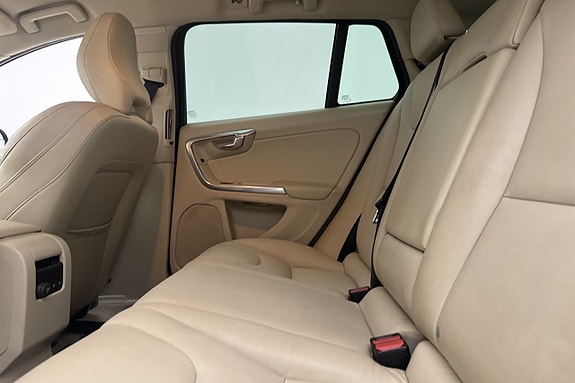 Volvo V60 11 of 22