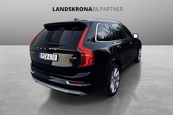 Volvo XC90 5 of 30