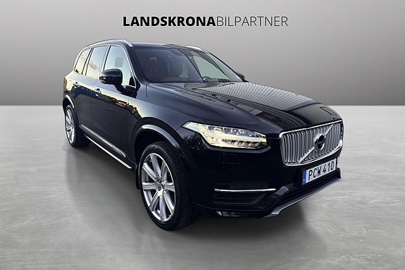 Volvo XC90 3 of 30
