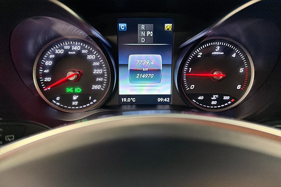 Mercedes-Benz GLC220 d 21 of 25