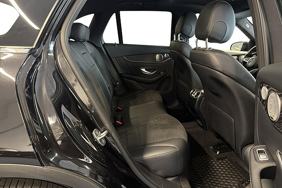 Mercedes-Benz GLC220 d 24 of 25