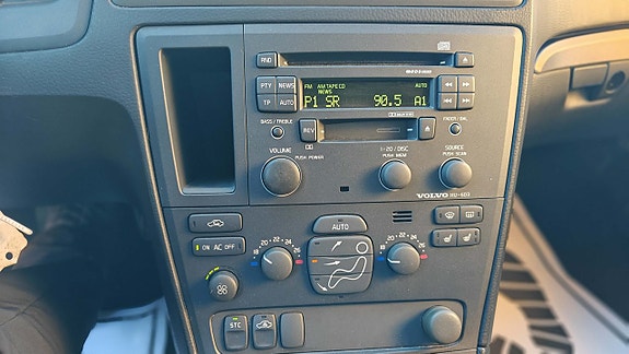Volvo V70 15 of 25
