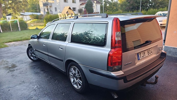Volvo V70 24 of 25