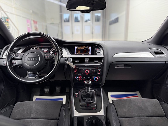 Audi A4 22 of 30