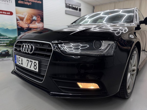 Audi A4 8 of 30