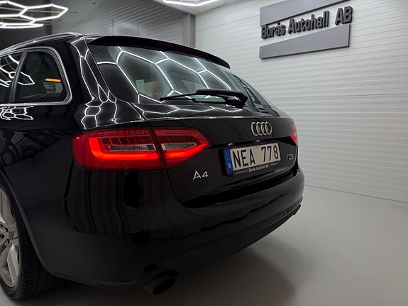 Audi A4 7 of 30