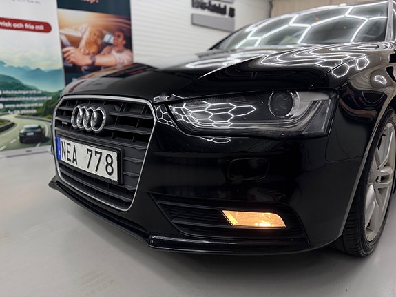 Audi A4 9 of 30