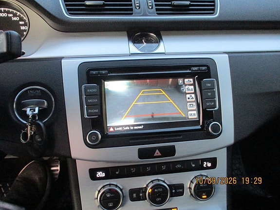 Volkswagen Passat Alltrack 11 of 11
