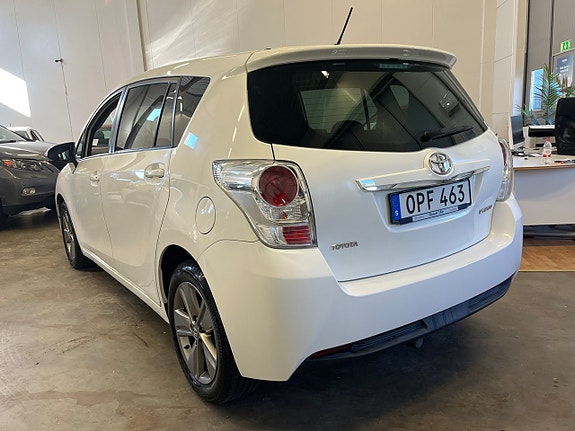 Toyota Verso 4 of 14