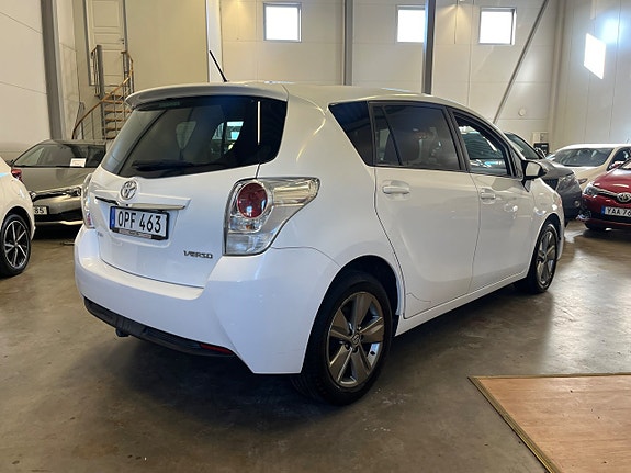 Toyota Verso 3 of 14