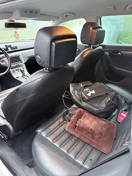 Volkswagen Passat 4 of 8