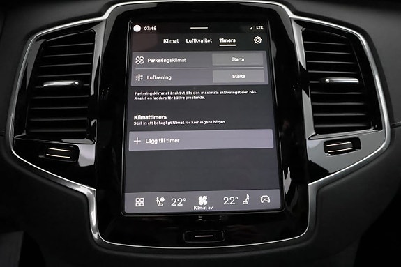 Volvo XC90 19 of 30