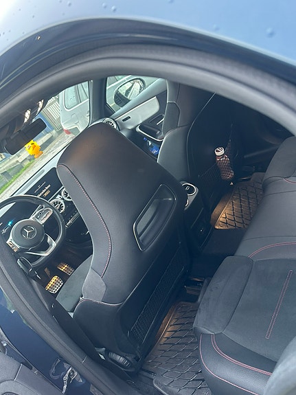 Mercedes-Benz A200 6 of 7