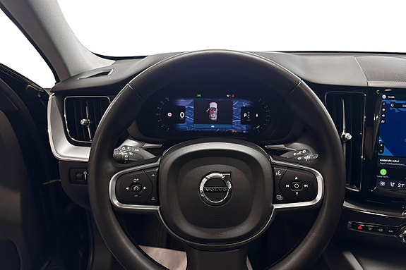 Volvo XC60 14 of 25