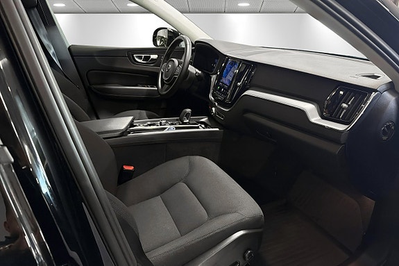 Volvo XC60 15 of 25