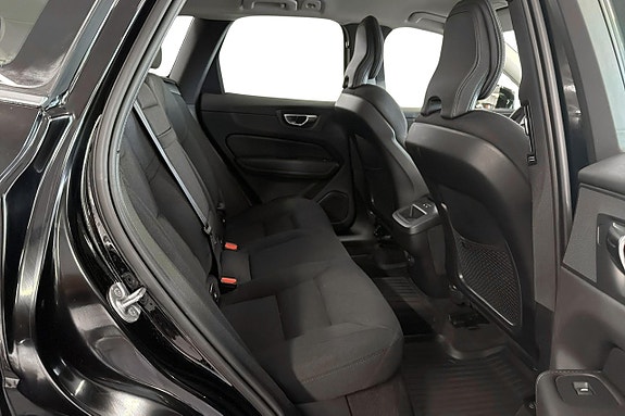 Volvo XC60 25 of 25