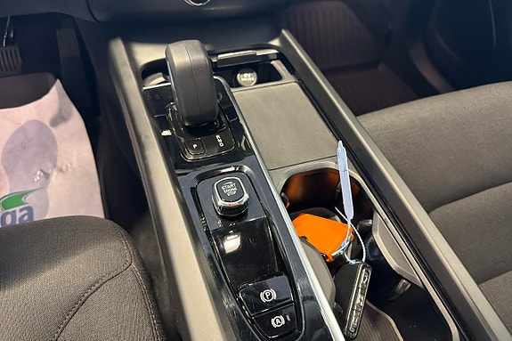 Volvo XC60 22 of 25