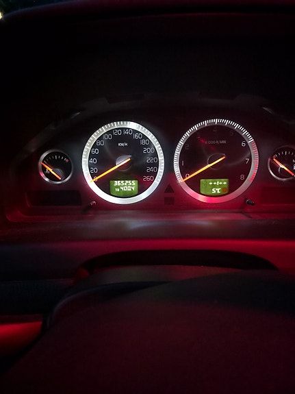 Volvo V70 6 of 10