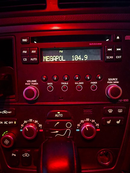 Volvo V70 8 of 10