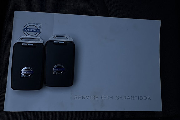 Volvo V40 Cross Country 30 of 30