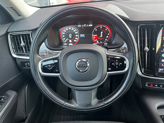 Volvo V90 13 of 21