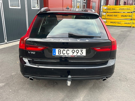 Volvo V90 8 of 21
