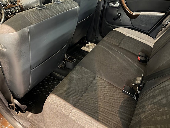 Dacia Duster 13 of 16