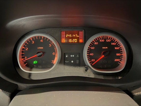 Dacia Duster 16 of 16