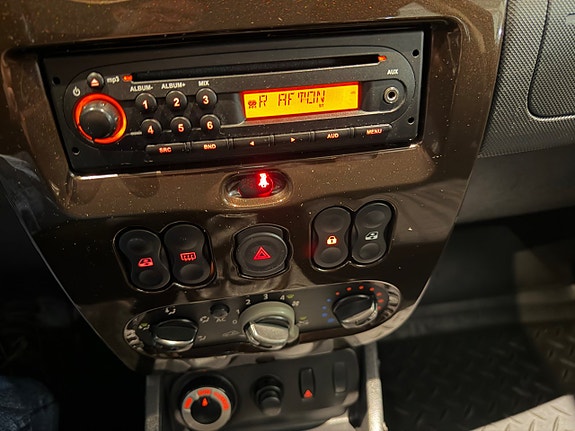 Dacia Duster 15 of 16