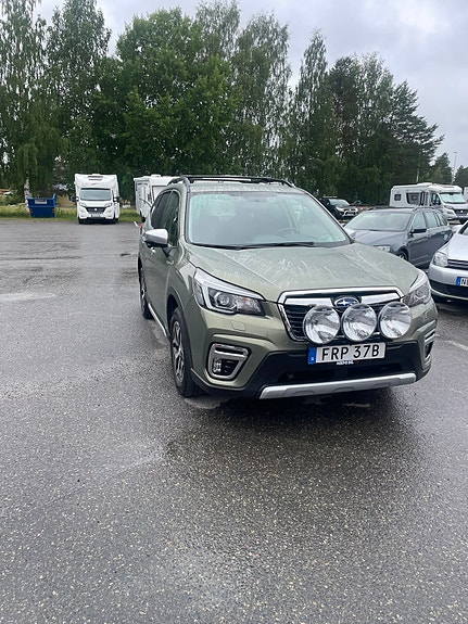 Subaru Forester 3 of 5