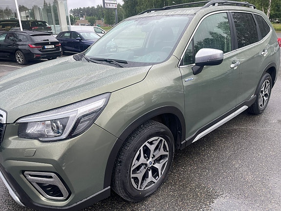 Subaru Forester 4 of 5