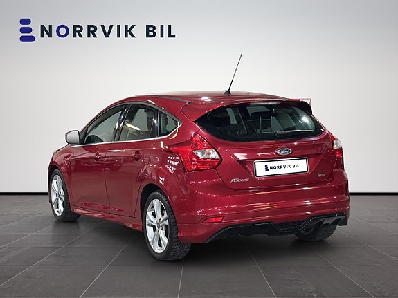 Ford Focus 5 of 23