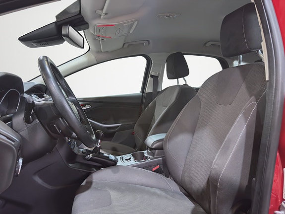 Ford Focus 10 of 23
