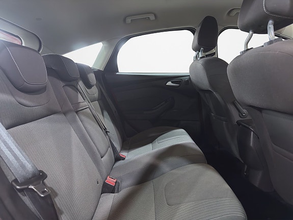 Ford Focus 21 of 23