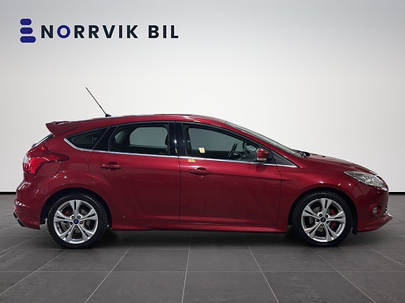 Ford Focus 3 of 23