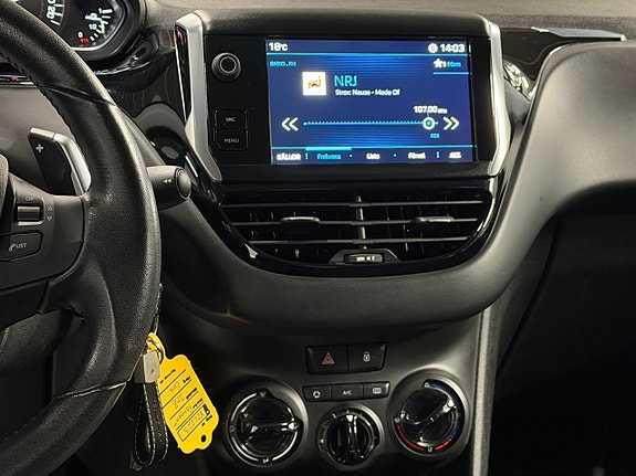 Peugeot 208 13 of 24