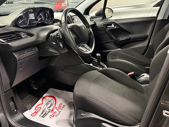 Peugeot 208 6 of 24
