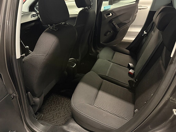 Peugeot 208 5 of 24