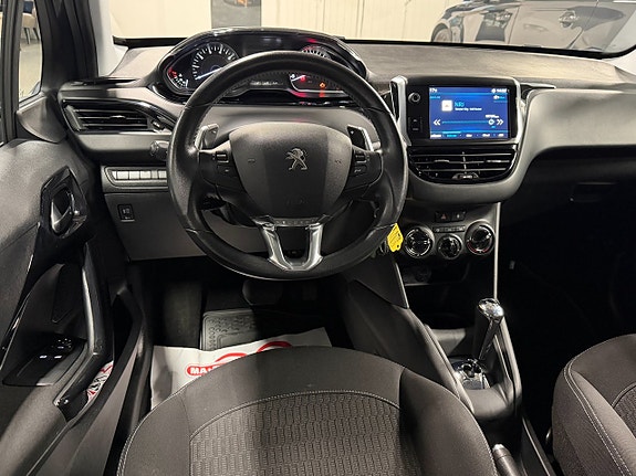 Peugeot 208 10 of 24