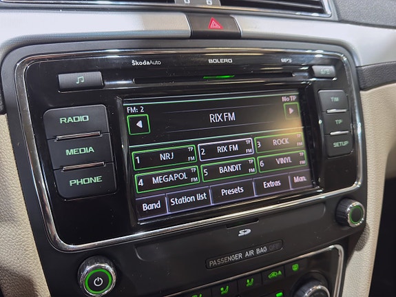 Skoda Superb 17 of 29