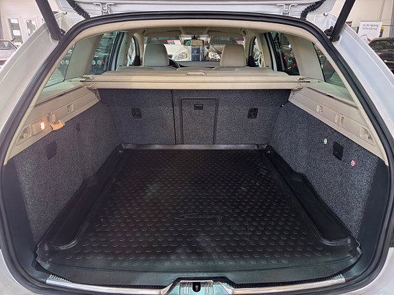 Skoda Superb 9 of 29